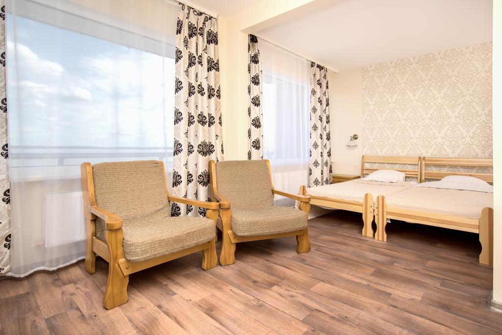 Hotel Mezaparks Рига Экстерьер фото