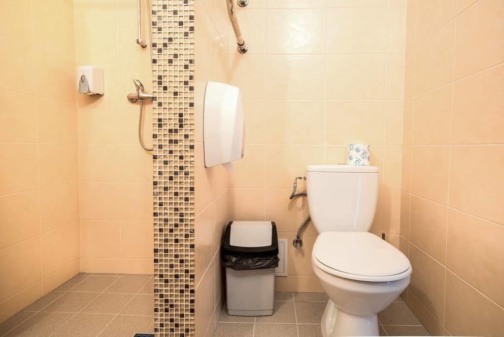 Hotel Mezaparks Рига Экстерьер фото